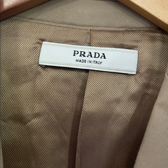 Prada Women’s Beige Blazer Jacket - Picture 4 of 9